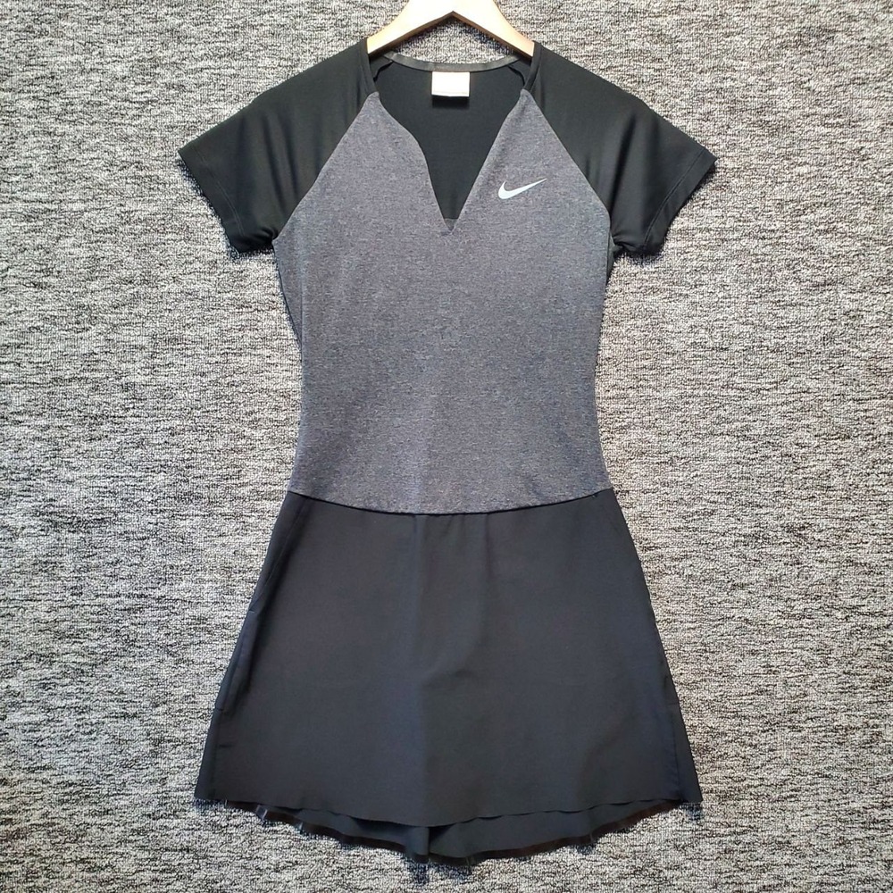 Nike Golf Dress Women XS Black Gray Short Sleeve Athletic Tennis Activewear Mini
